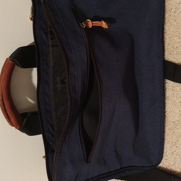 Esprit messenger bag - Picture 3 of 6